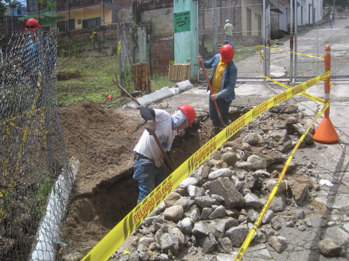 Inicia proyecto de alcantarillado en zona rural de Algeciras